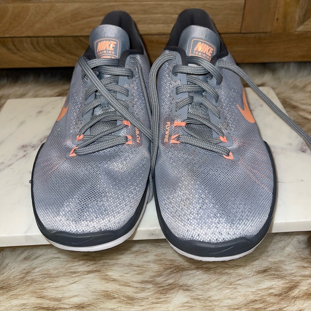 Nike Flex Supreme TR5 Training Shoes - Picture 4 of 10